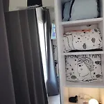 En Piscine Tennis Apartman